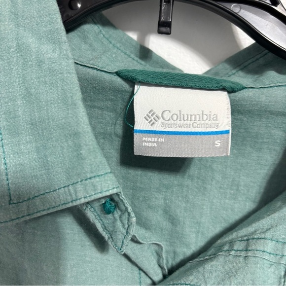 Columbia Men's Button Front Shirt Short Sleeve Camp Outdoor Small Green FLAW - Picture 2 of 6